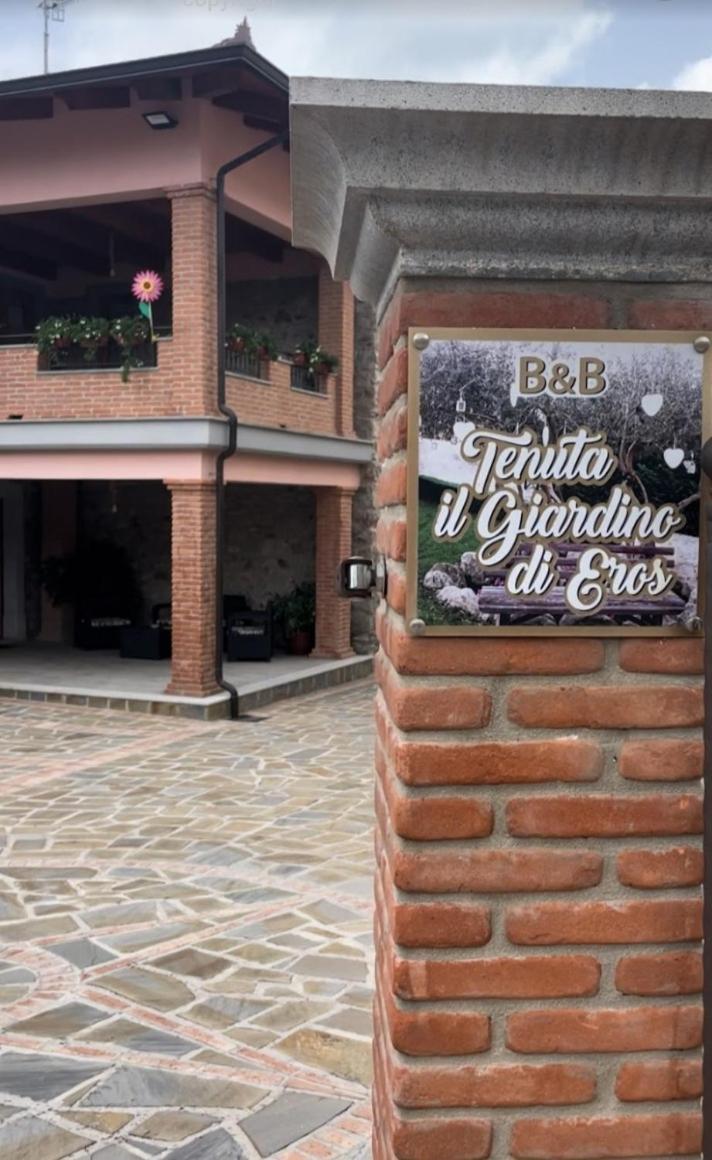 Tenuta Il Giardino Di Eros Albanella Exteriér fotografie